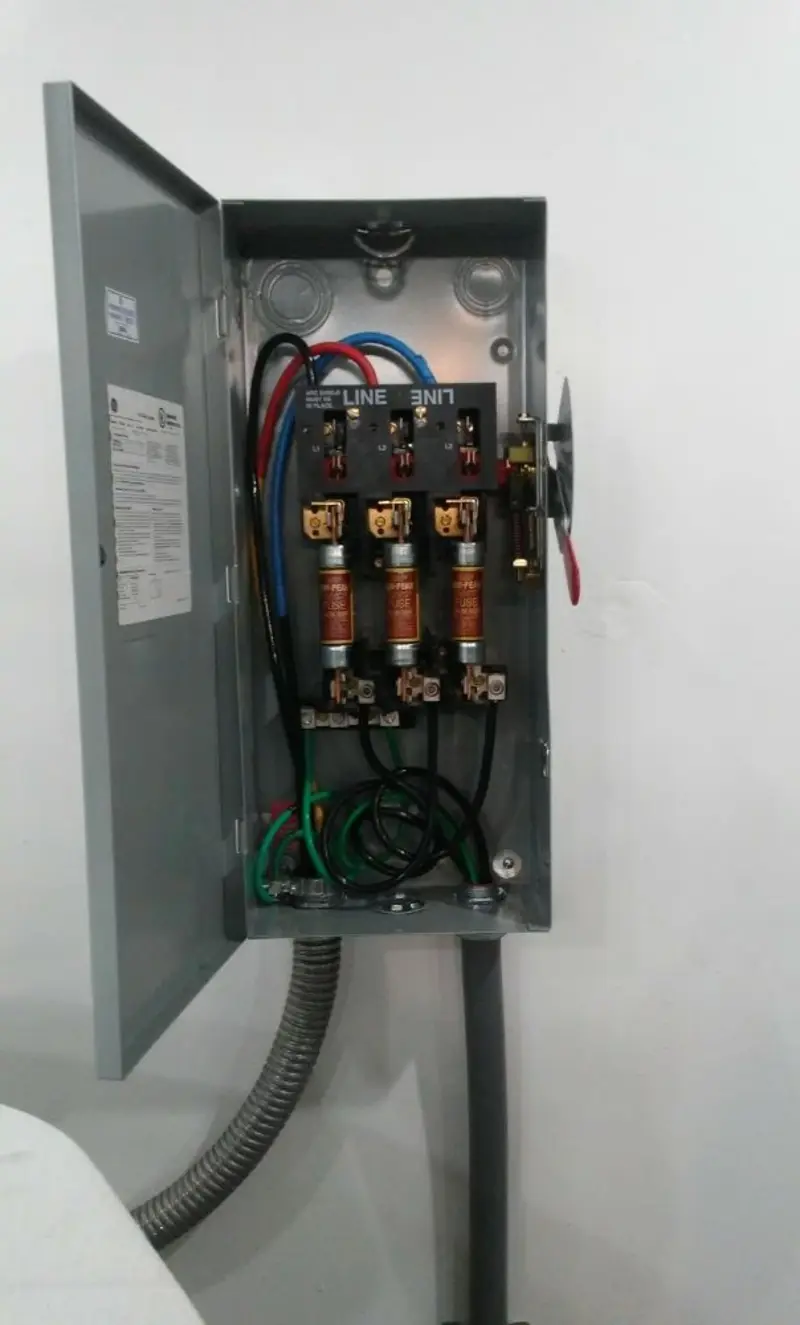 Three-phase disconnect switch installed for Smoke Detector Installation in Port Chester
